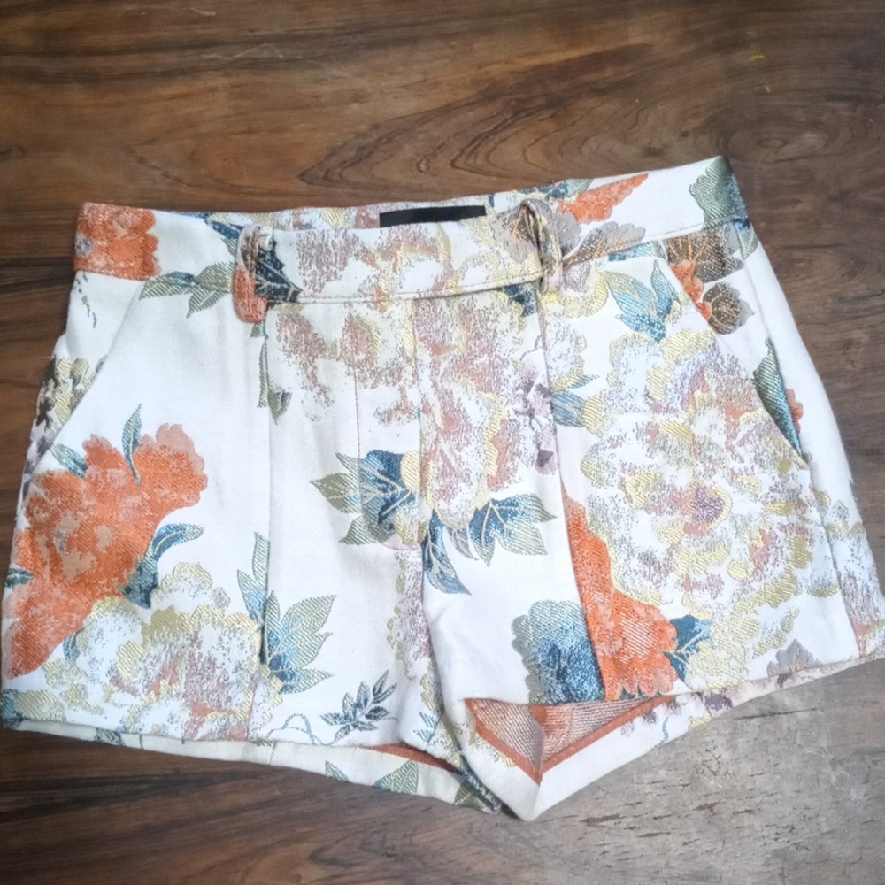 New adri moss short